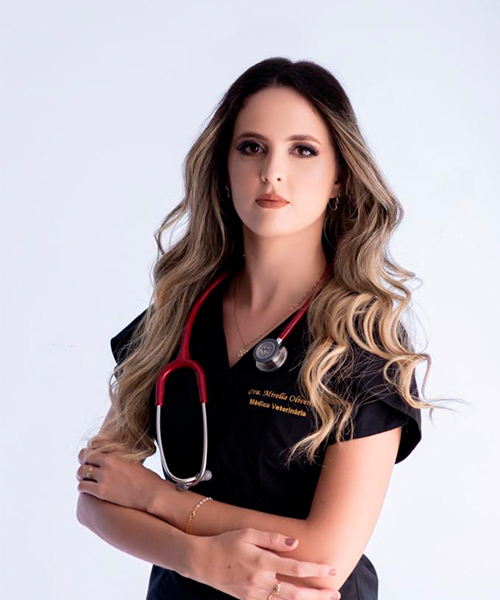 Mirela Oliveira